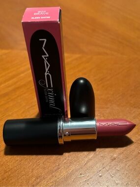 MAC Macximal Satin Lipstick Brave